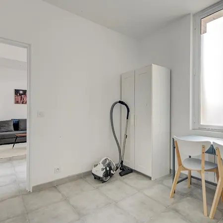 Apartment Pleasant 45 M On The Outskirts Of Paris Aubervilliers